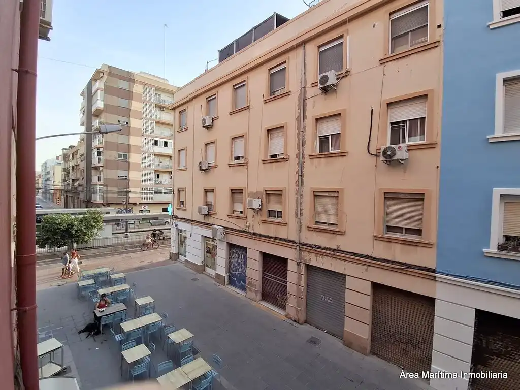 Flat for rent in Carrer d'Ernest Anastasio, El Cabanyal - El Canyamelar