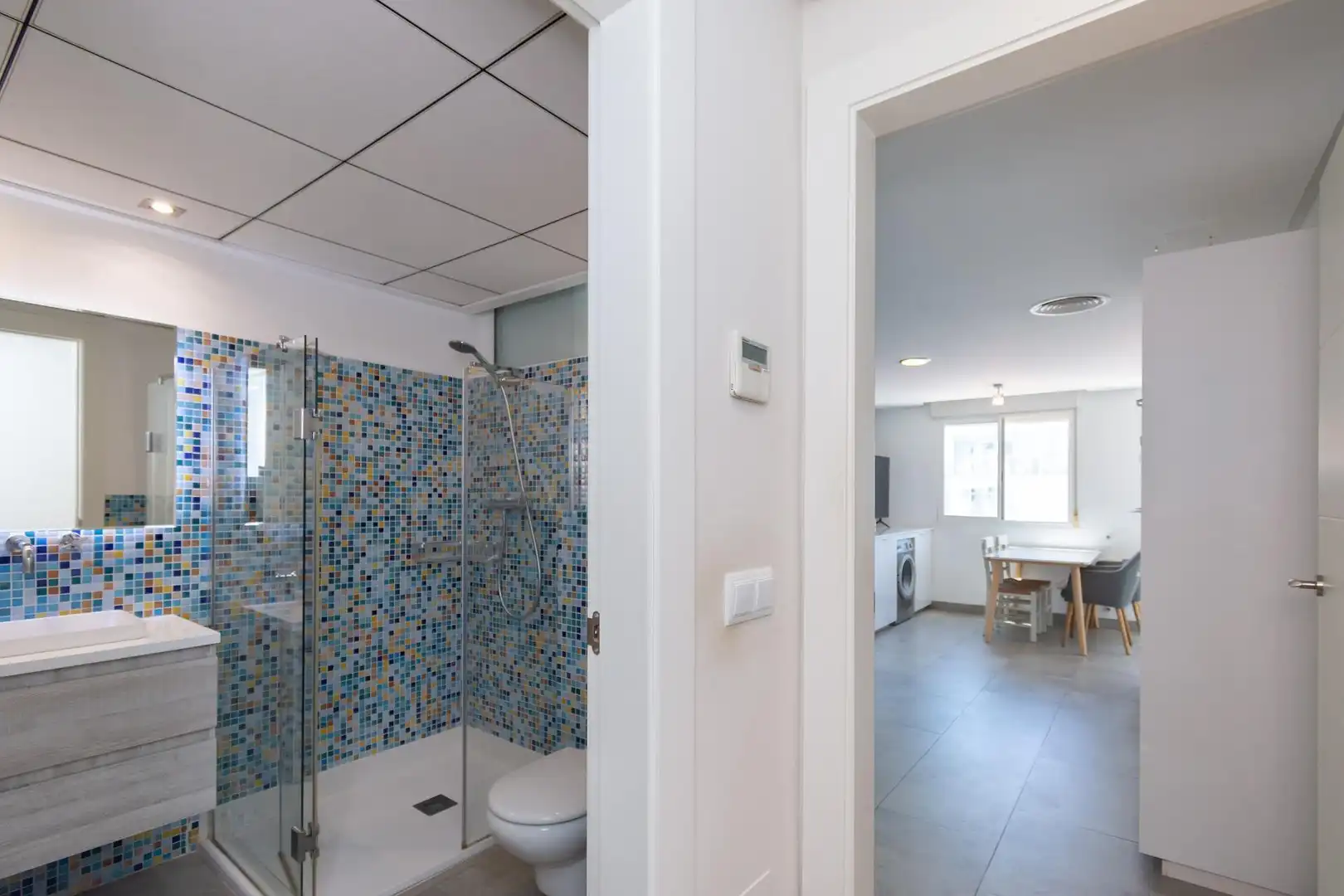 Baño de Piso en venta en Cartagena con Aire acondicionado, Trastero y Amueblado