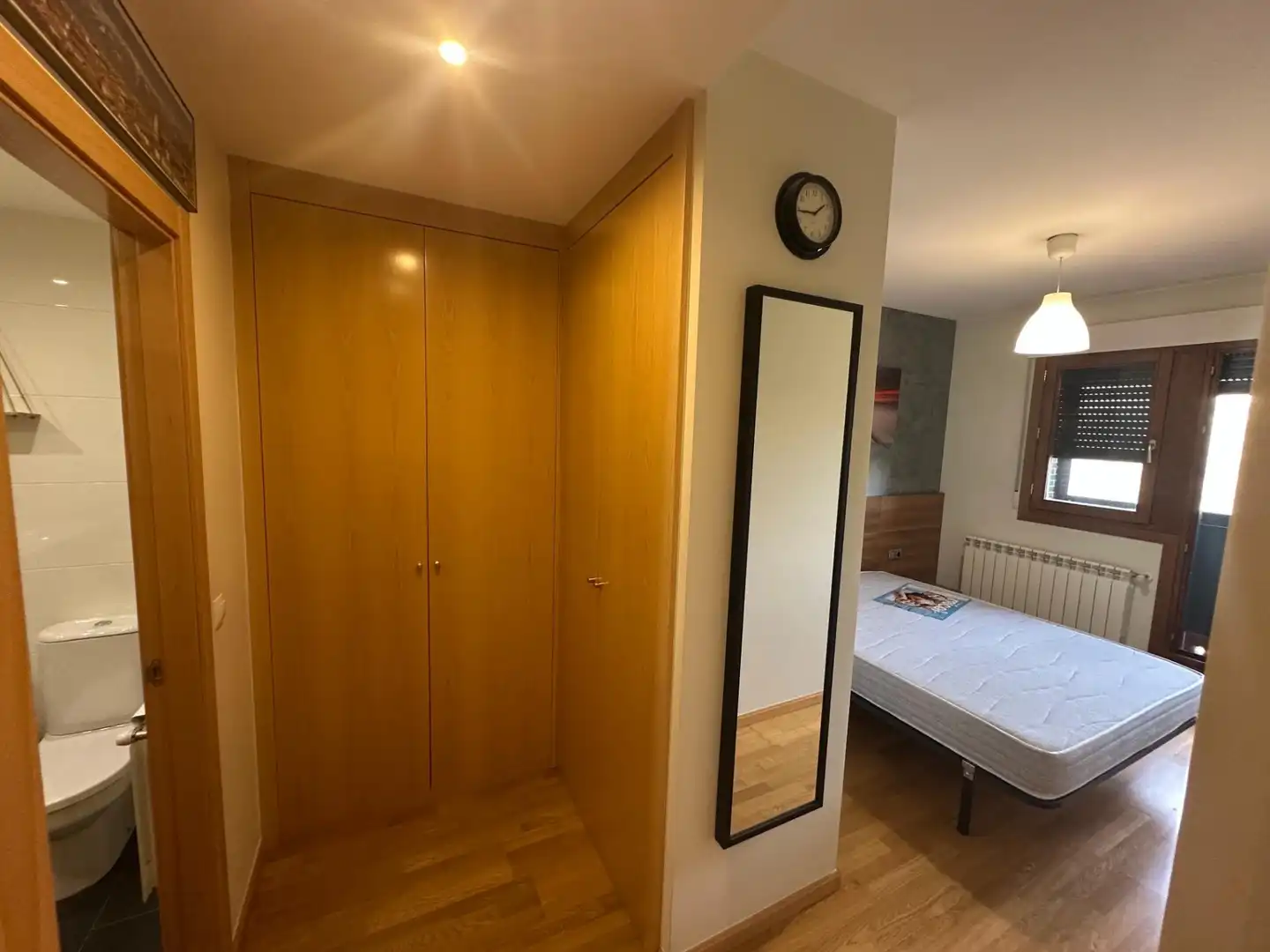 Bedroom of Flat for rent in Burgos  with Heating, Storage room and Furnished
