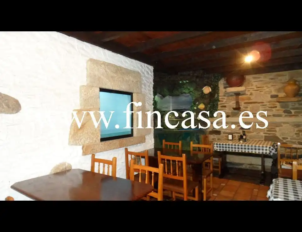 Locale commerciale in vendita a Baiona, imagen 2
