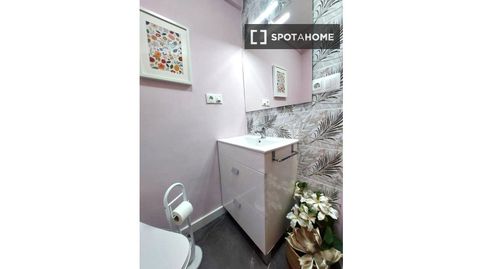 Photo 3 of Room in Colina, Madrid Capital