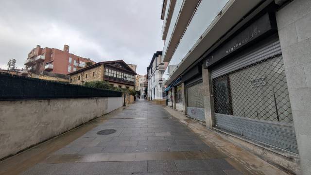 Local comercial en Venta en  Basagoiti en Usategui
