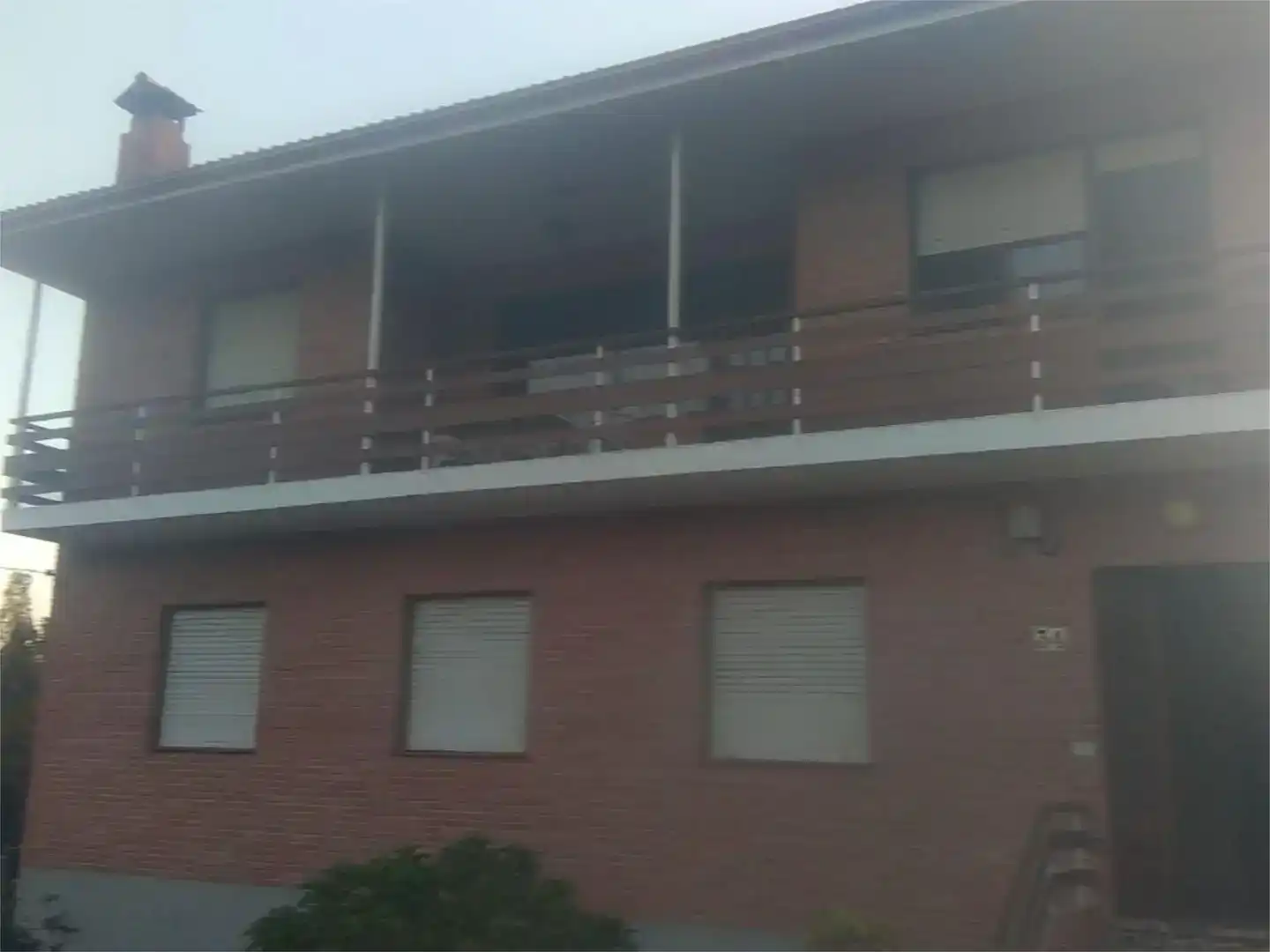 Vista exterior de Casa o xalet en venda en Pontevedra Capital  amb Balcó