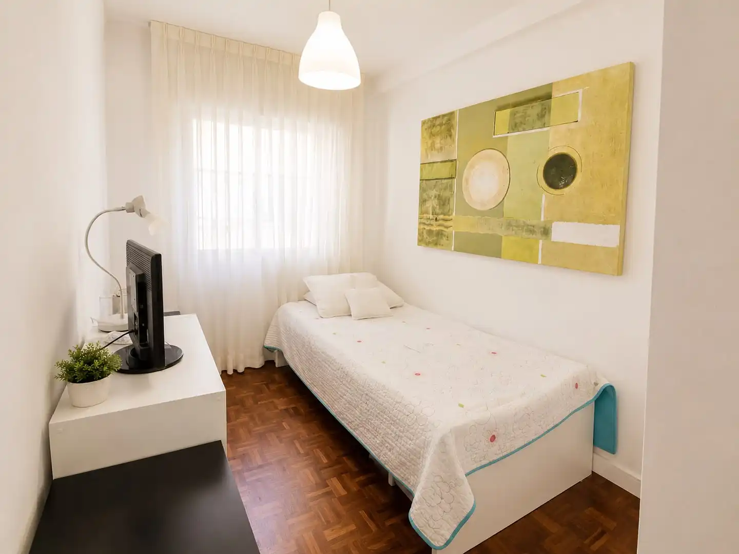 Bedroom of Flat for sale in Ciempozuelos  with Air Conditioner, Heating and Parquet flooring