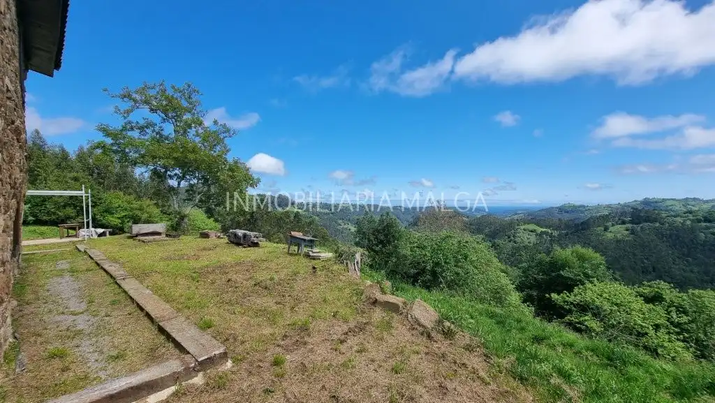 Casa o chalet en venta en Colunga con Jardín privado, Parquet y Terraza