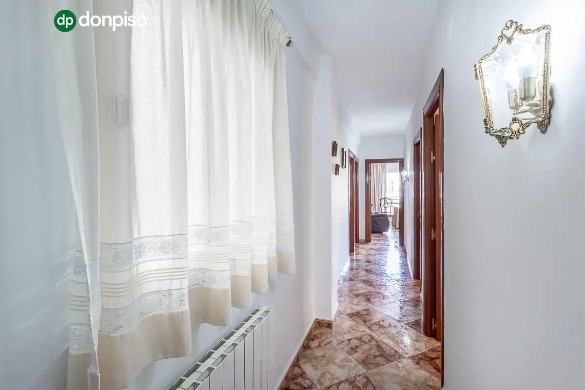 Piso en venta en Granada con Aire acondicionado, Calefacción y Terraza
