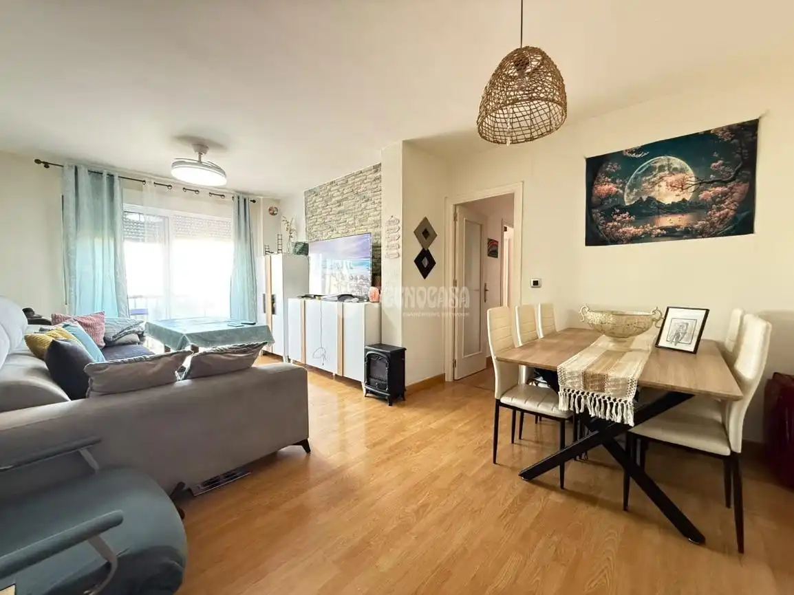 Piso con terraza en venta en La Hispanidad - Verdeluz