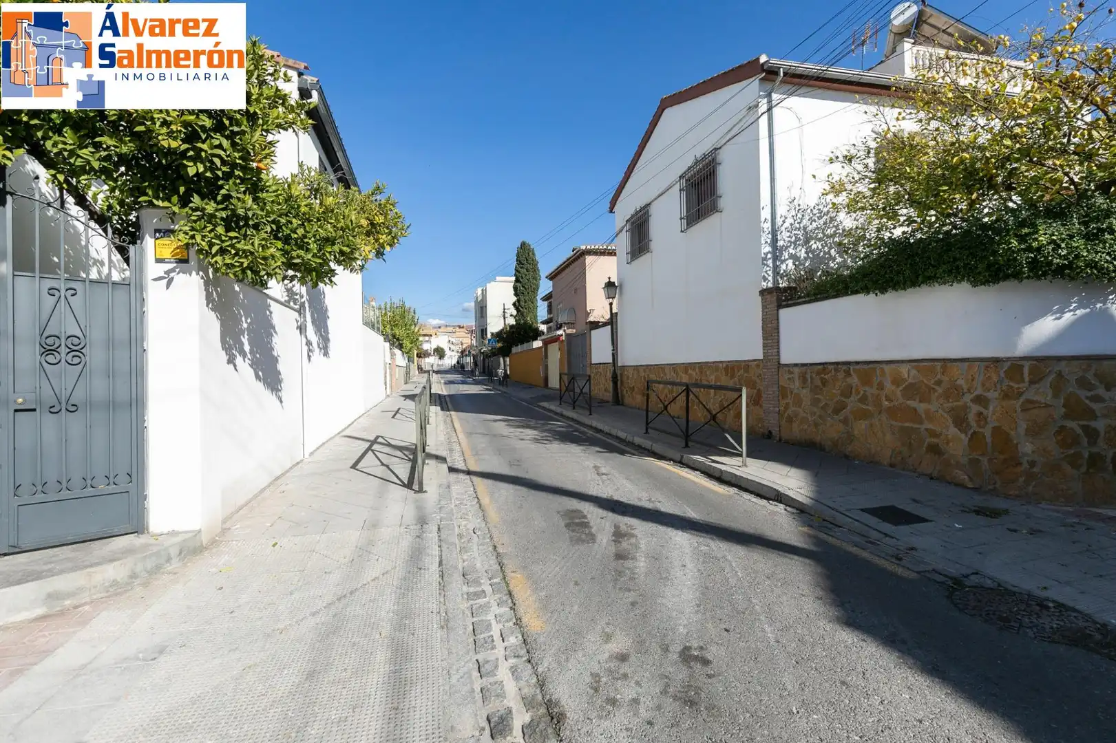 Vista exterior de Casa o xalet en venda en Granada