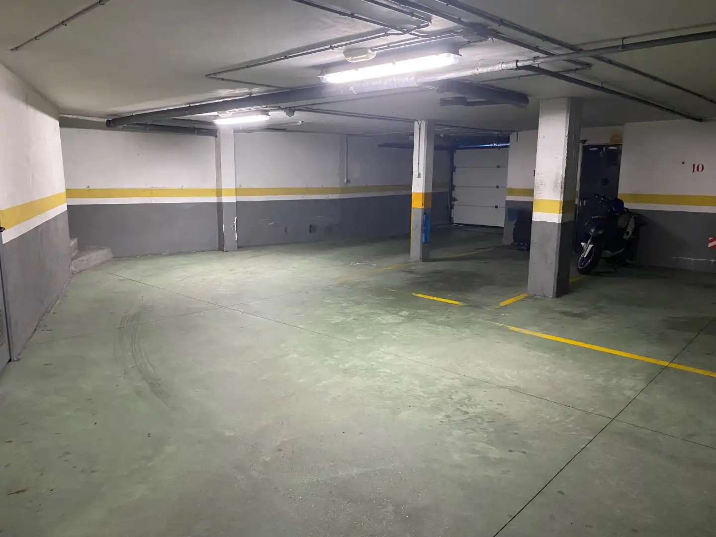 Parking of Garage for rent in Soutomaior