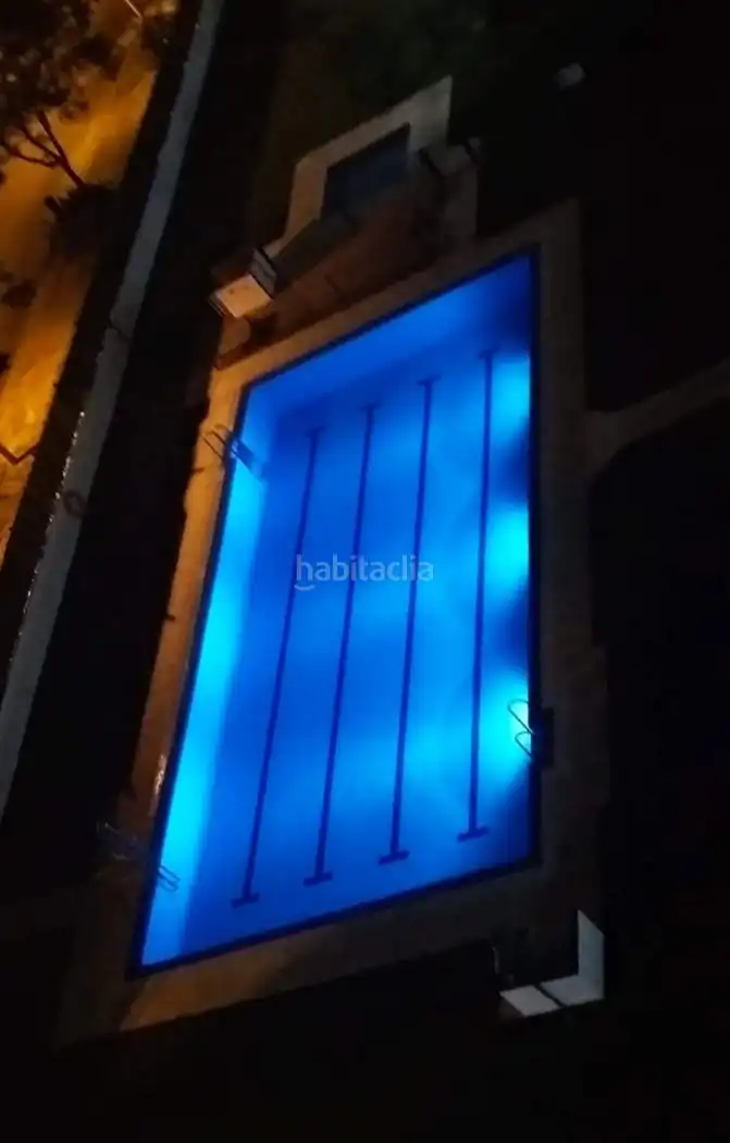 Appartement compact avec piscine à louer à Calle Mar Cantabrico 5