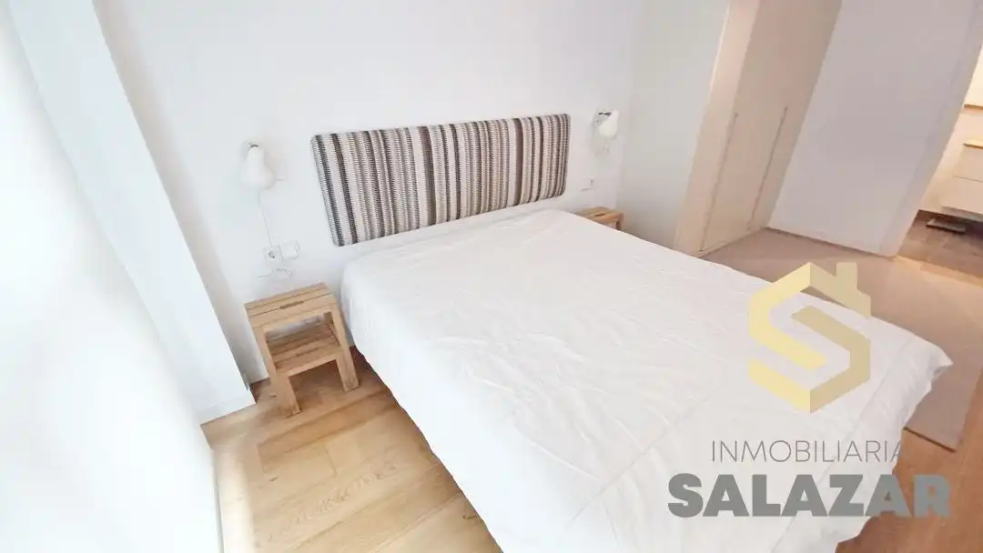 Habitación de Piso de alquiler en Bilbao  con Calefacción, Terraza y Balcón