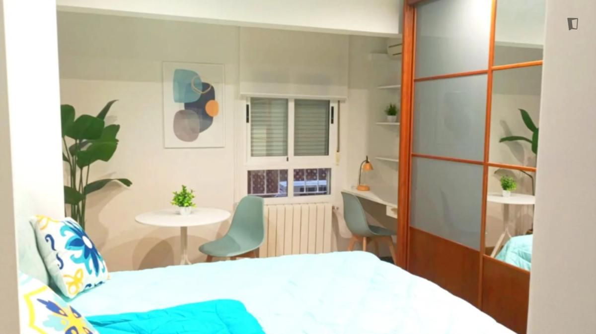 Bedroom of Study to rent in  Valencia Capital  with Air Conditioner, Heating and Furnished