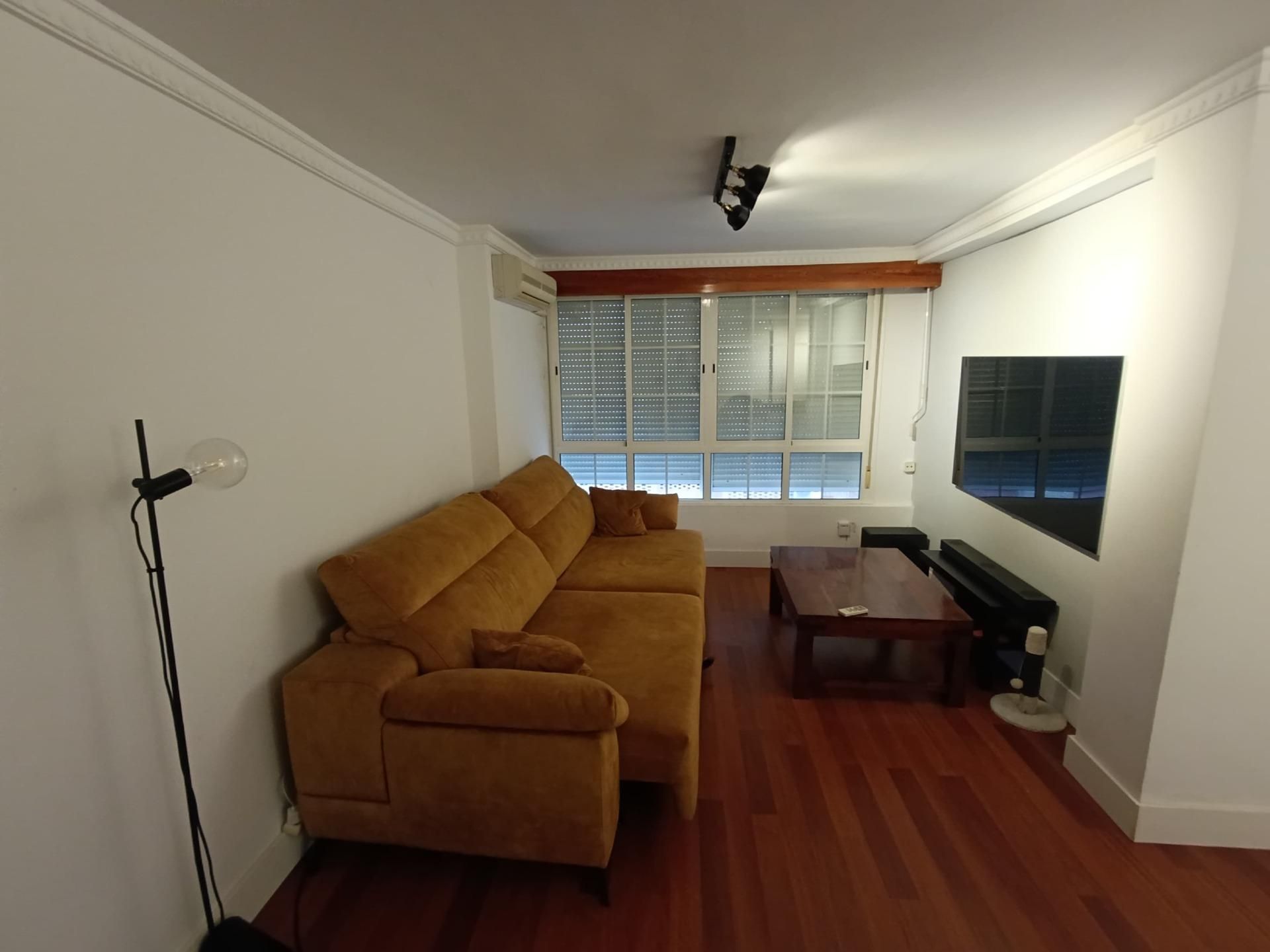 Sala d'estar de Pis en venda en El Puerto de Santa María amb Parquet