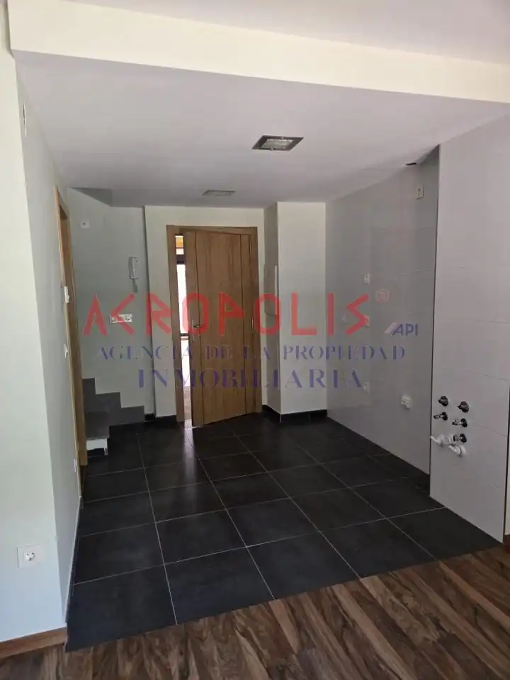 Dúplex amb ascensor en venda a Calle E Alonso S-lomb, imagen 2