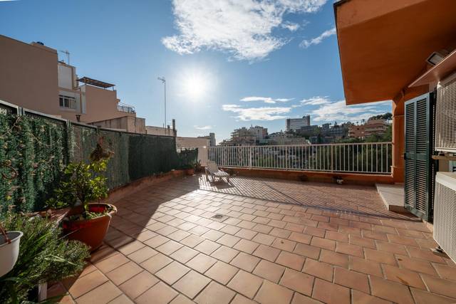 Piso en Venta en Carrer ROBERT GRAVES en El Terreno