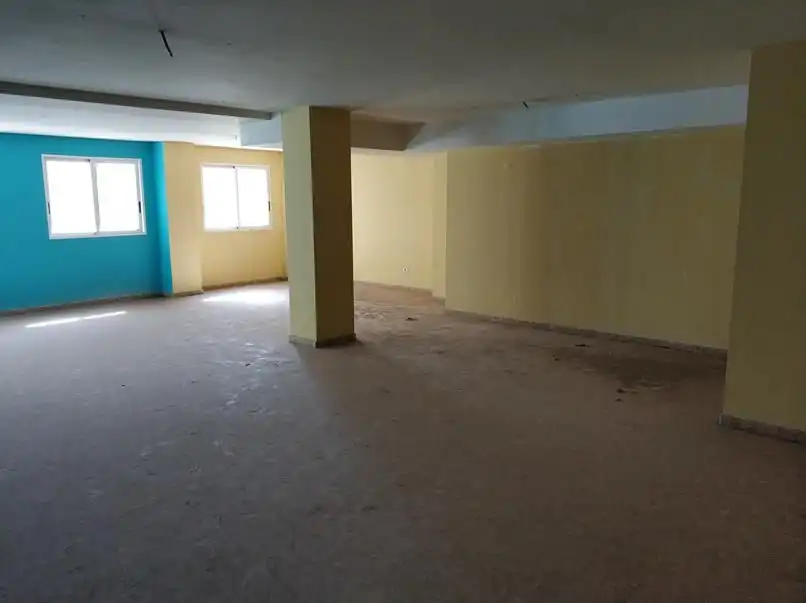 Business premises for sale in Oeste, imagen 5