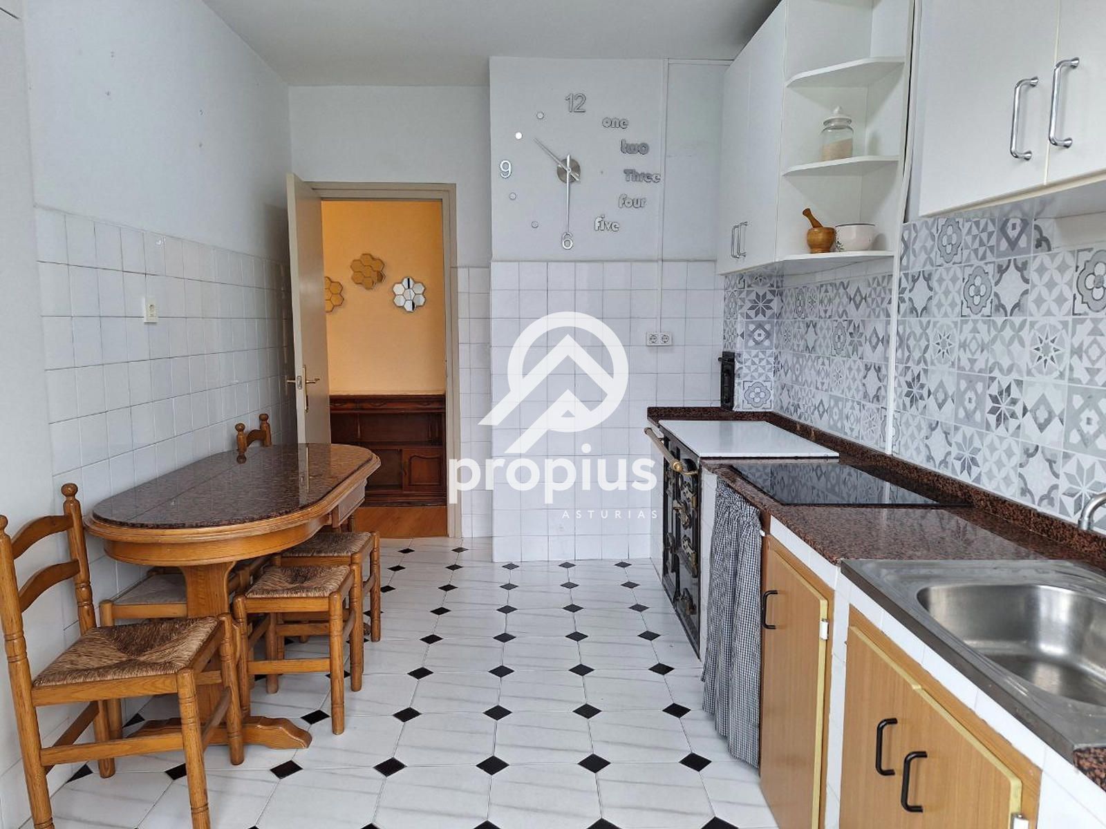 Wohnung zum verkauf in Arguelles, 57