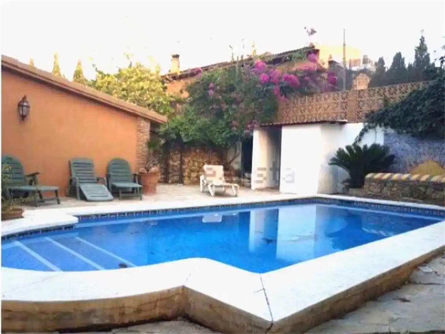 Piscina de Pis en venda en Coín amb Aire condicionat, Jardí privat i Parquet