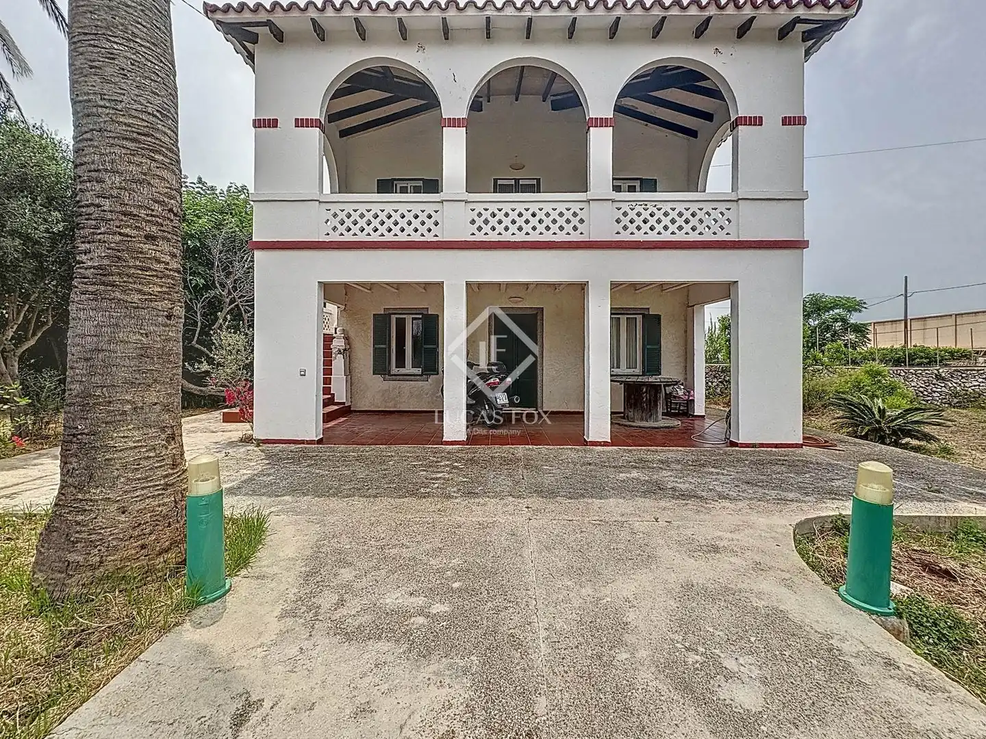 Vista exterior de Casa o xalet en venda en Ciutadella de Menorca amb Jardí privat, Terrassa i Traster