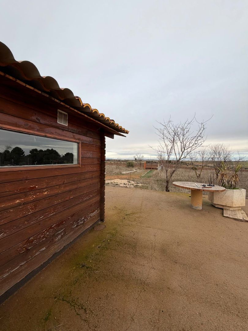 Vista exterior de Finca rústica en venda en Miguelturra amb Jardí privat i Terrassa