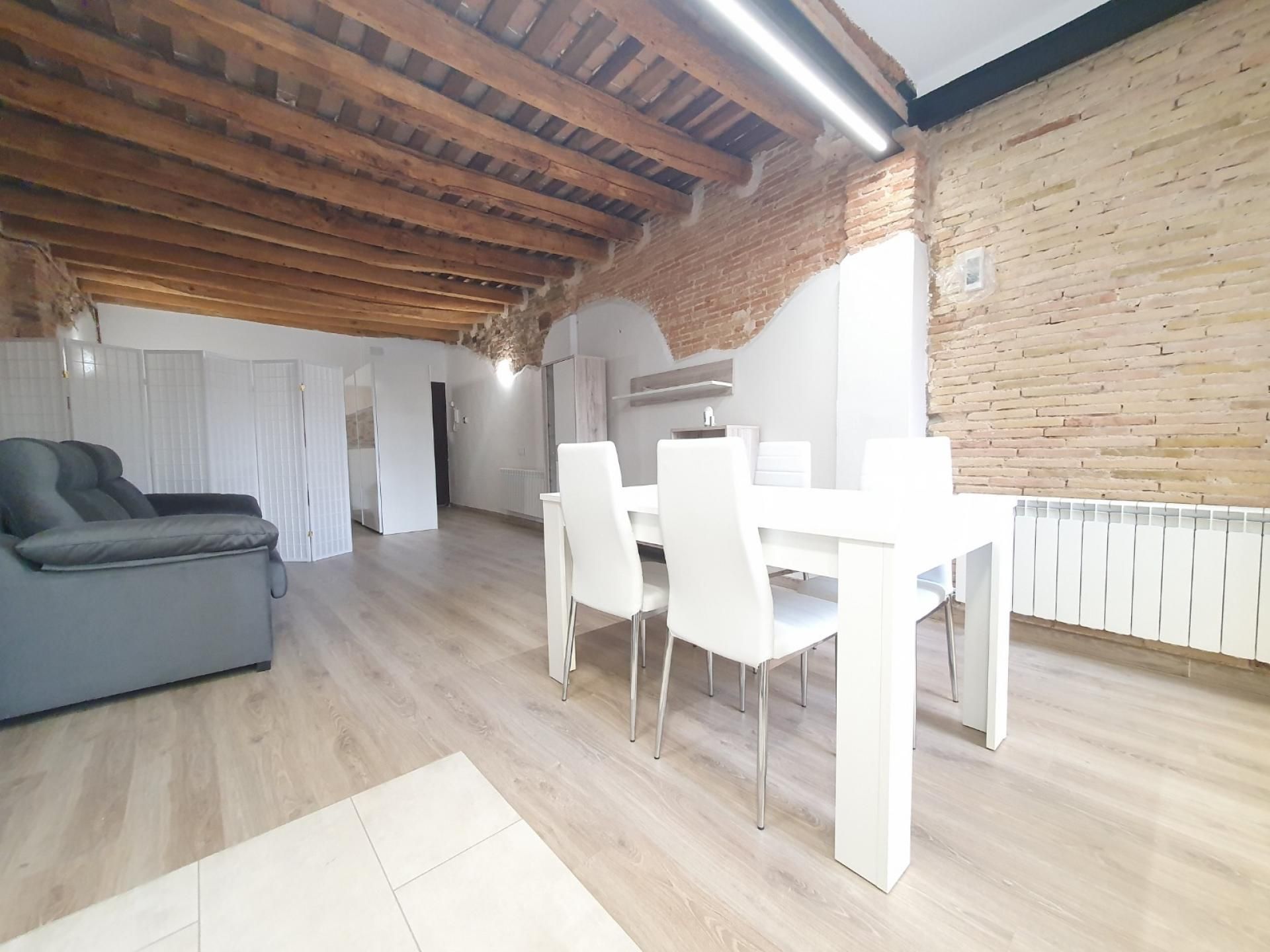 Flat to rent in Centre