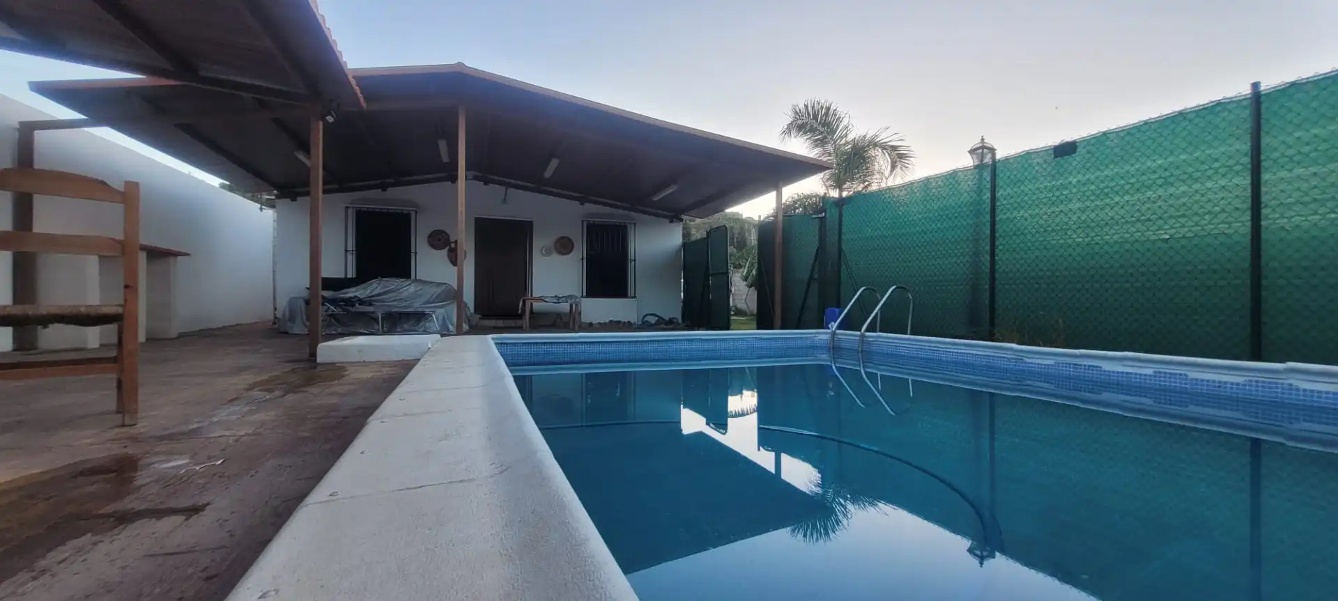 Piscina de Finca rústica en venda en Los Barrios amb Jardí privat, Piscina i Moblat