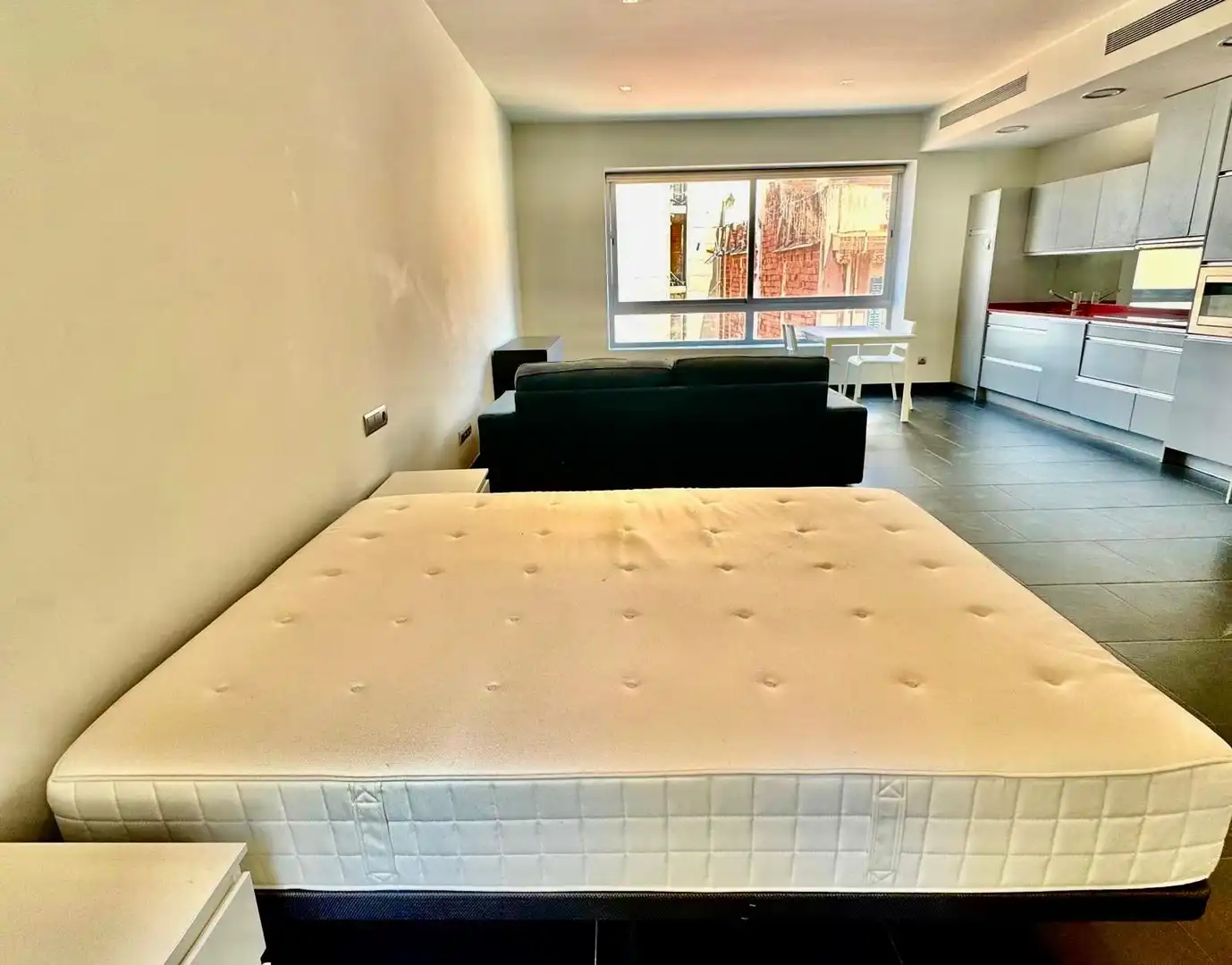 Schlafzimmer von Wohnung zur Miete in Barcelona mit Klimaanlage, Heizung und Abstellraum