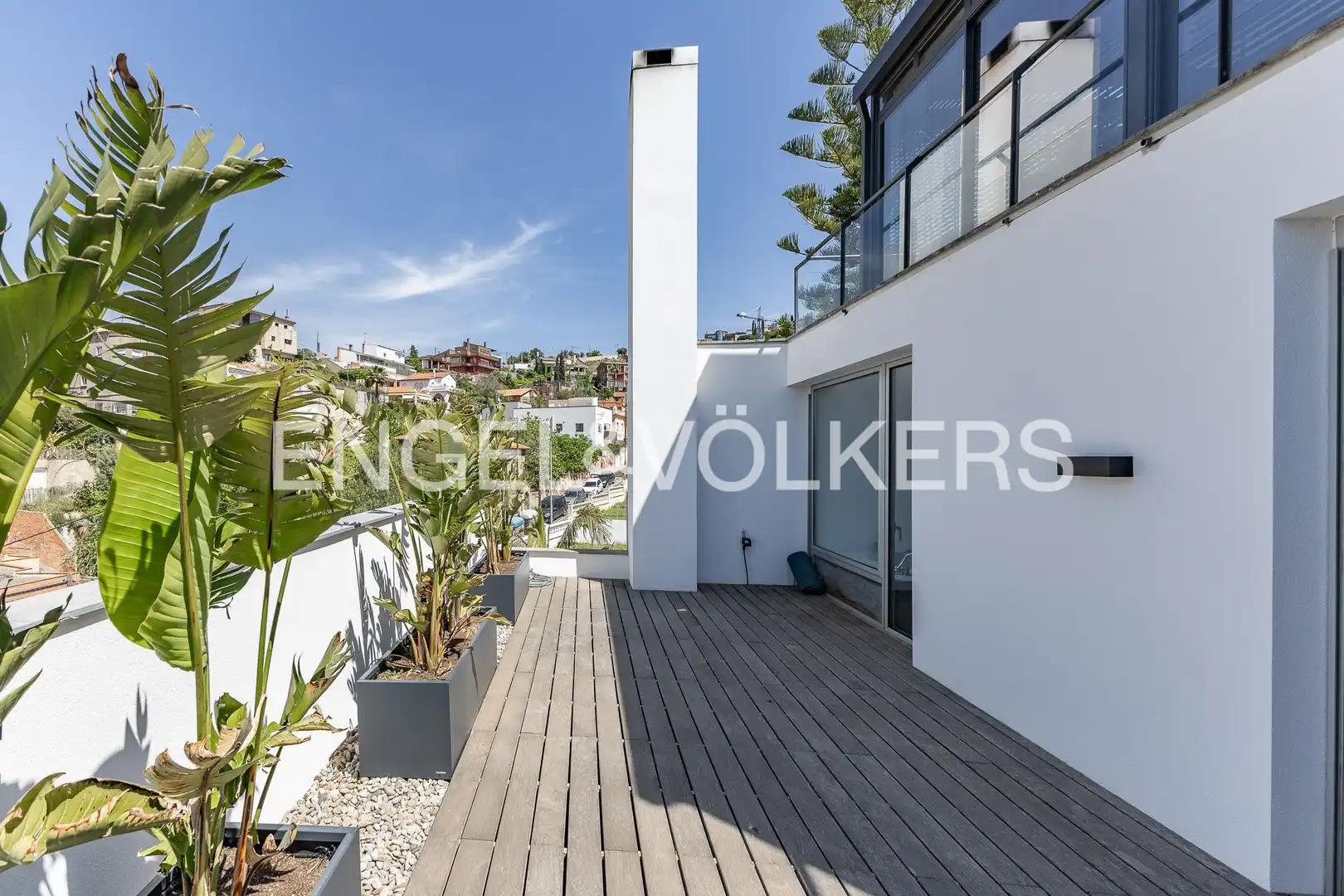 Terrassa de Casa o xalet en venda en Esplugues de Llobregat amb Aire condicionat, Calefacció i Jardí privat