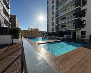 Swimming pool of Flat for sale in  Barcelona Capital  with Air Conditioner, Terrace and Swimming Pool