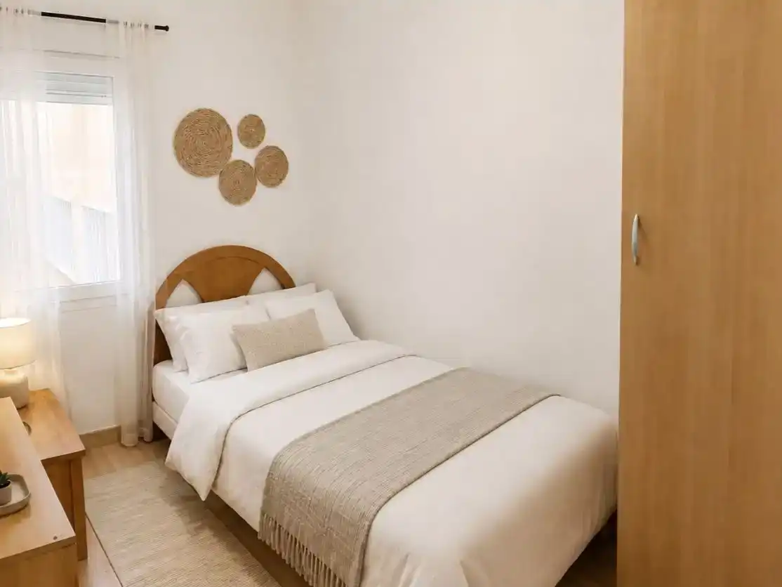 Schlafzimmer von Wohnung zur Miete in  Madrid Capital