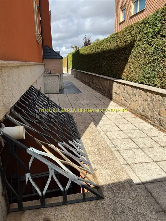 Terraza de Casa o chalet en venta en Carbajosa de la Sagrada con Aire acondicionado, Calefacción y Jardín privado