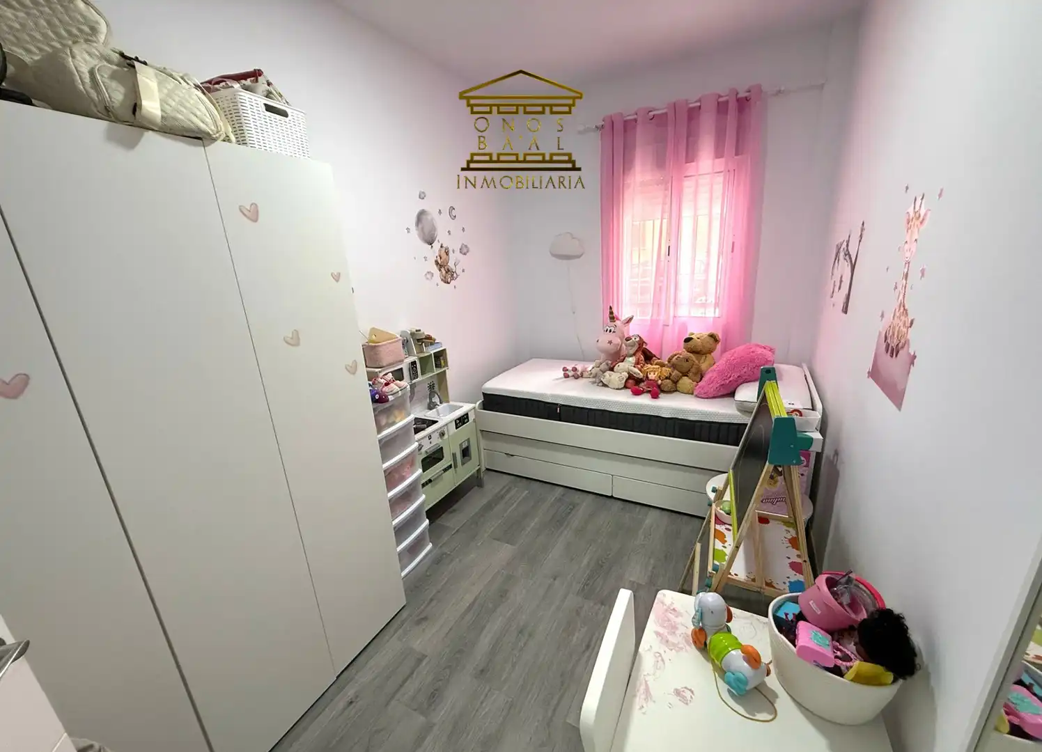 Bedroom of Flat for sale in Huelva  with Air Conditioner and Furnished