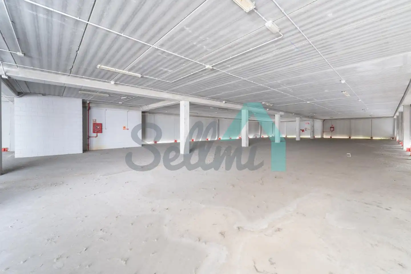 Nave industrial en venta en Oviedo 