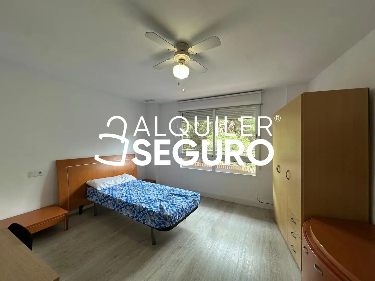 Bedroom of Flat for rent in Torrent  with Air Conditioner, Terrace and Furnished
