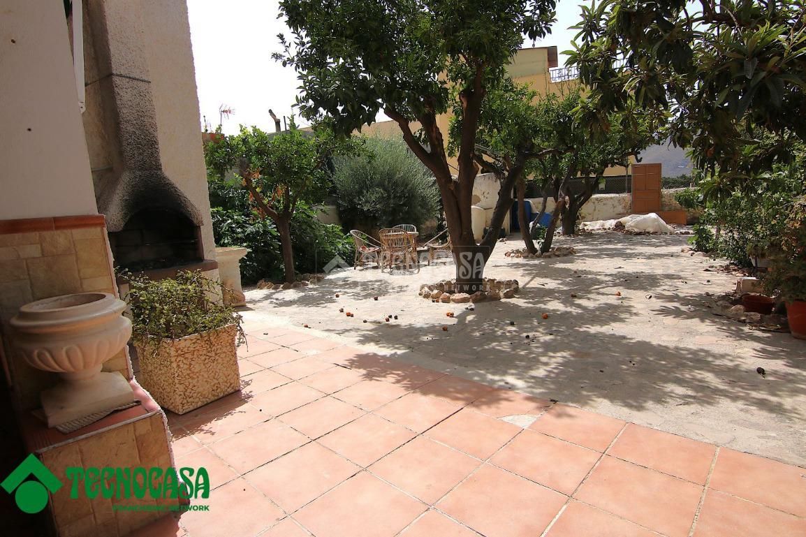 Single-family semi-detached for sale in Berja