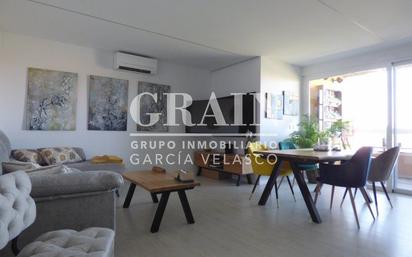 Living room of Apartment for sale in  Albacete Capital  with Air Conditioner and Balcony