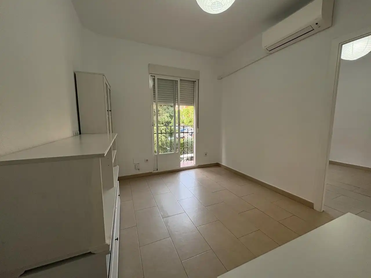 Habitación de Piso de alquiler en Madrid con Aire acondicionado y Balcón