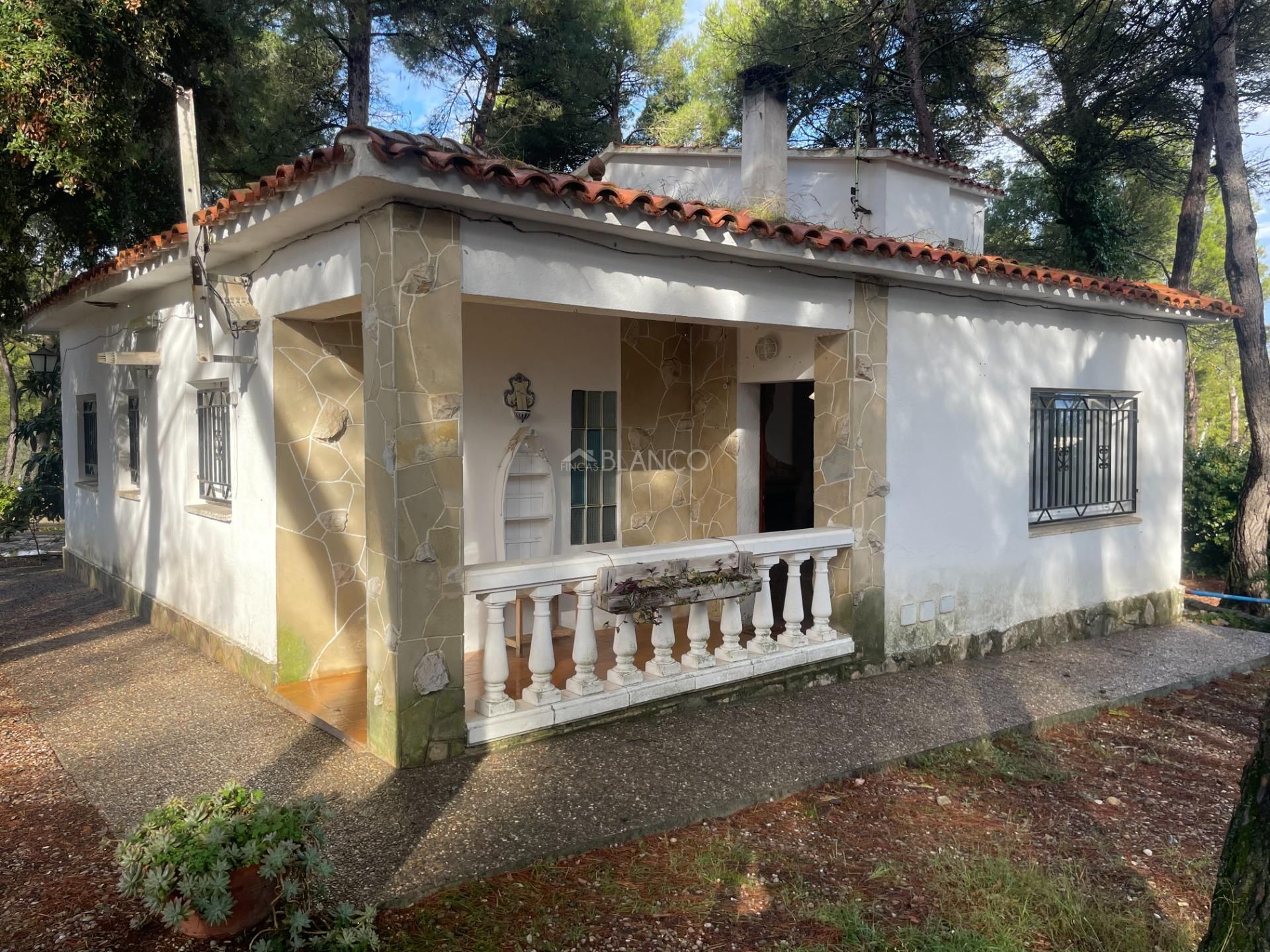 Casa o xalet en venda a  AMPOSTA, 823