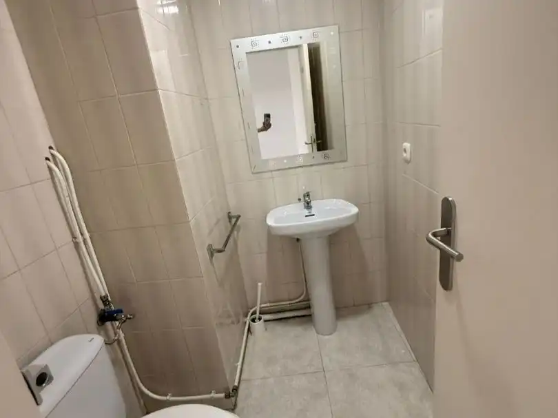 Bathroom of Office for rent in Padrón, A Coruña