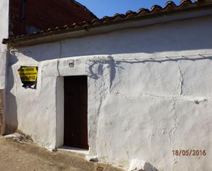 Exterior view of House or chalet for sale in Almoharín