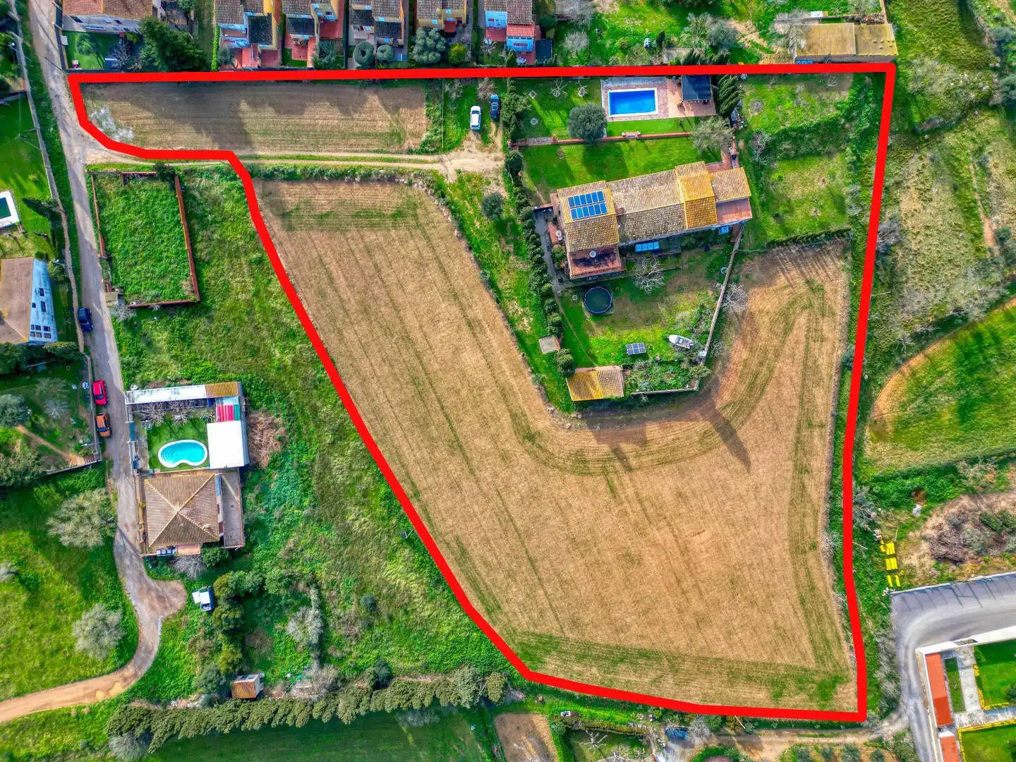 Country house zum Verkauf in Albons mit Privatgarten, Terrasse und Schwimmbad