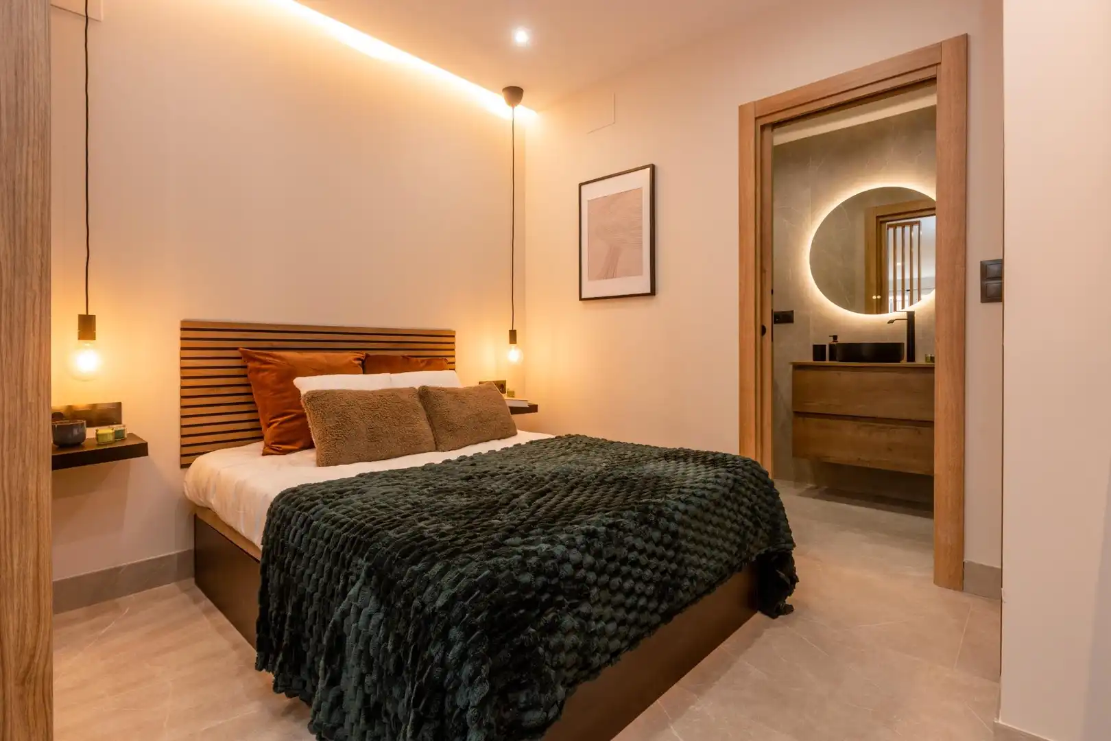 Bedroom of Study for sale in Granada  with Air Conditioner, Heating and Furnished