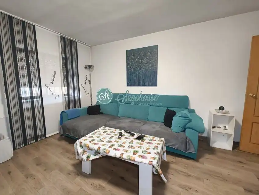 Sala de estar de Piso en venta en Casla con Calefacción y Trastero