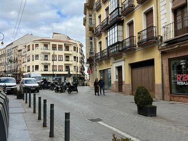 Appartamento con balcone in vendita a Centro