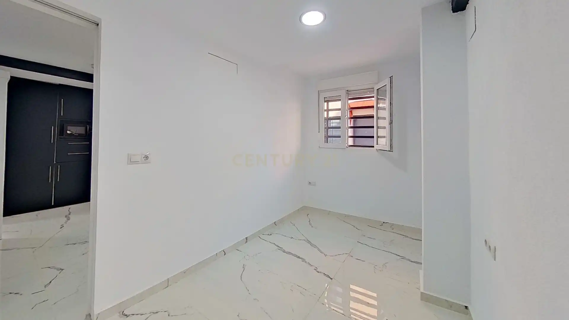 Dormitori de Apartament en venda en Málaga amb Aire condicionat, Rentadora i Microones