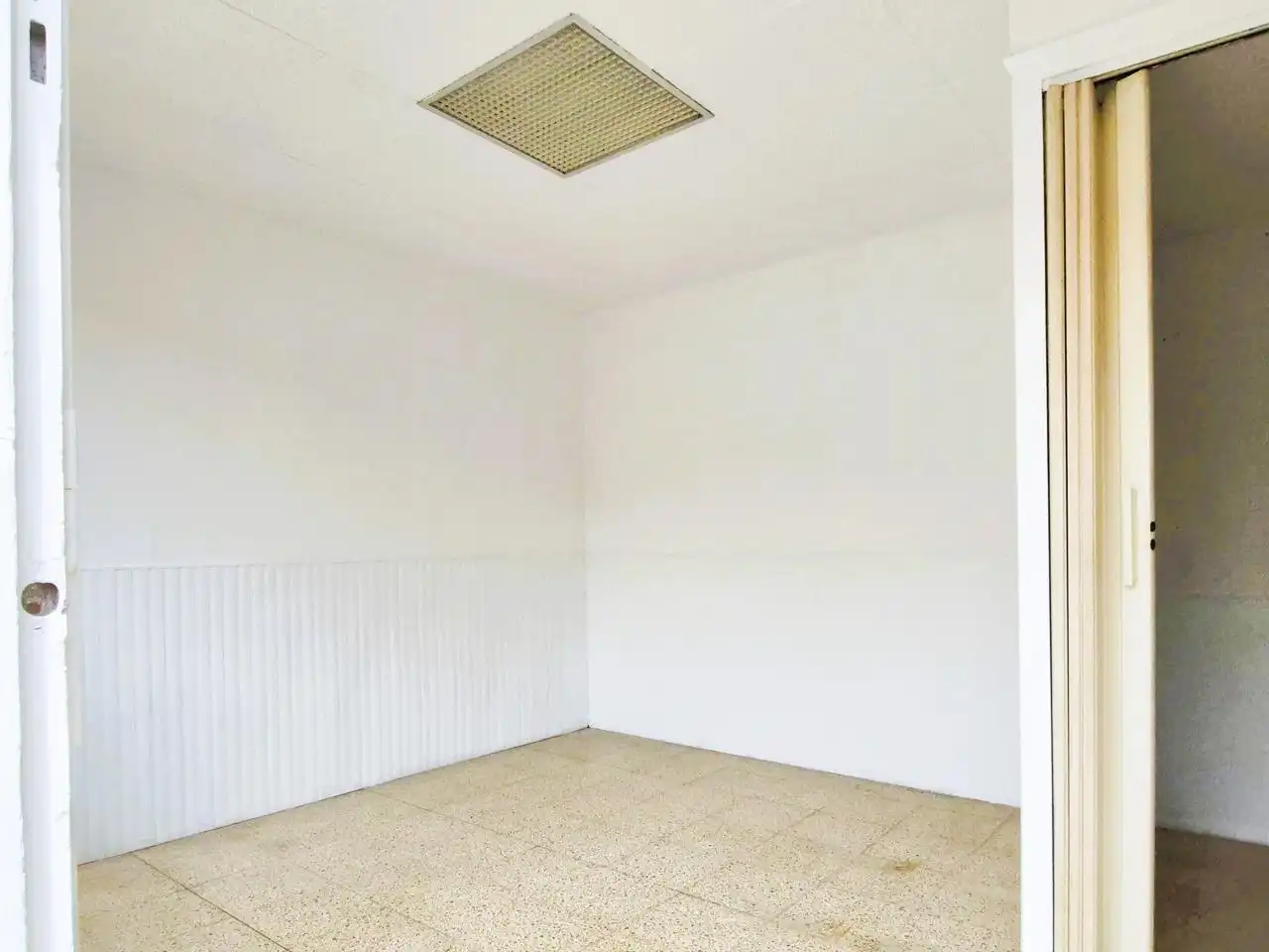 Piso en venta en Terrassa con Calefacción y Balcón