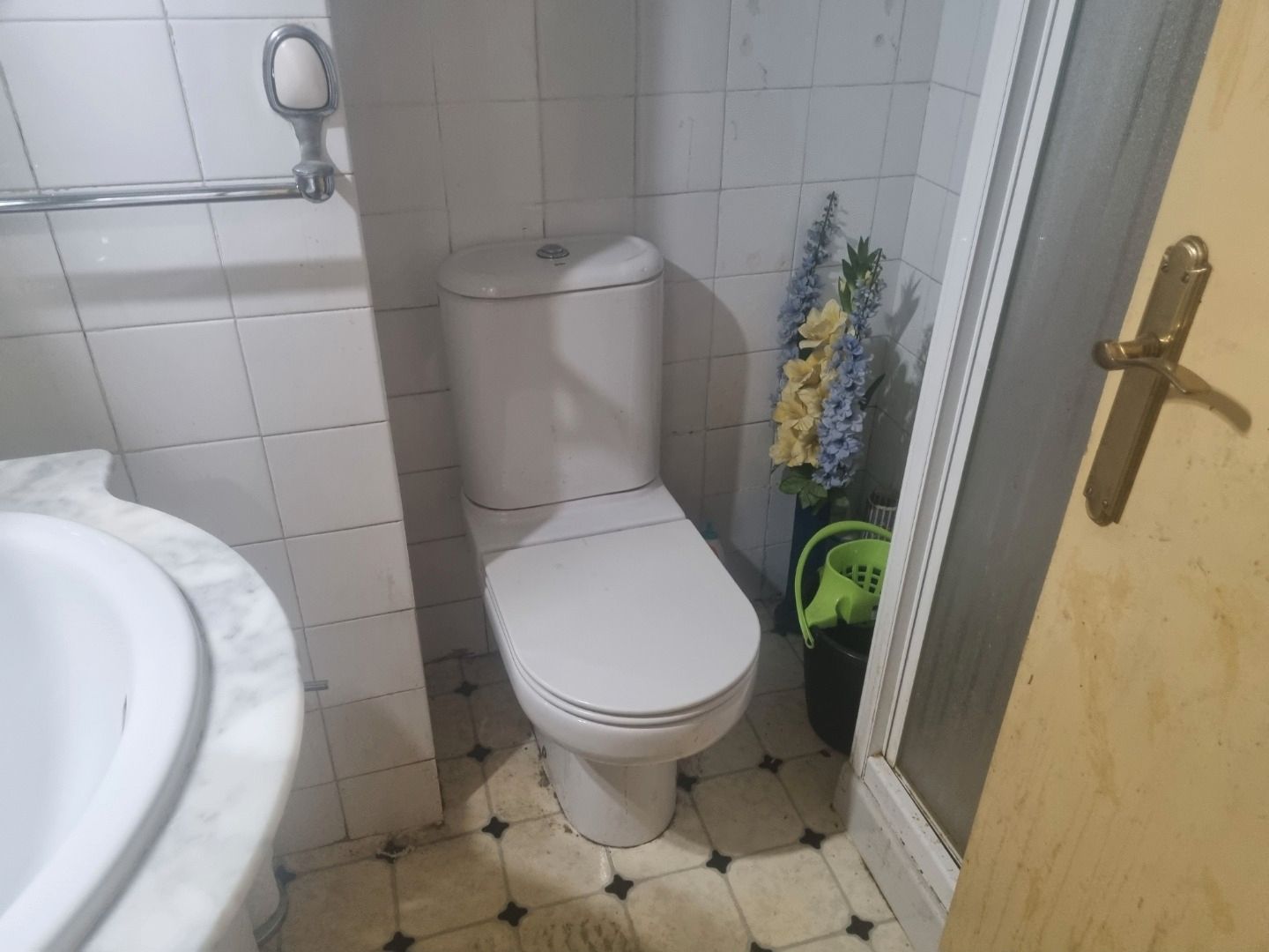 Bathroom of Flat for sale in Burgos Capital  with Heating, Parquet flooring and Furnished