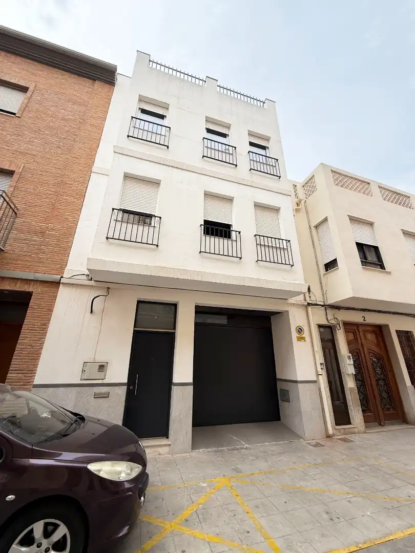 Vista exterior de Casa o xalet de lloguer en Alboraya amb Aire condicionat, Moblat i Rentadora