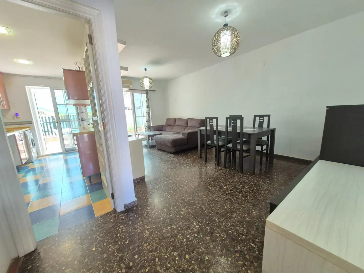 Sala de estar de Casa adosada de alquiler en Manises con Aire acondicionado, Terraza y Amueblado