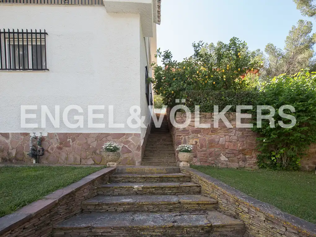 Garden of Houses for sale in Náquera  with Air Conditioner, Heating and Private garden